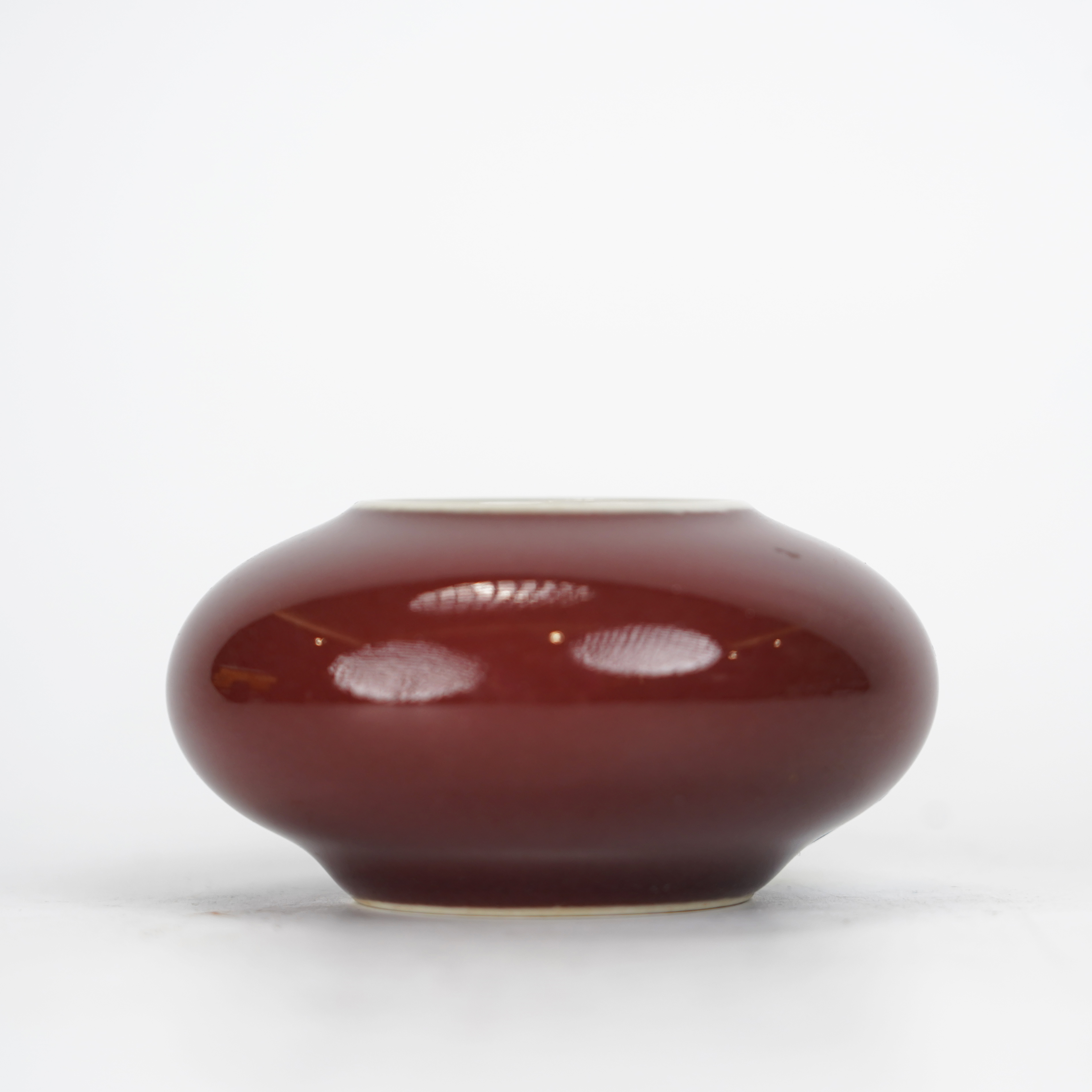 Lot028 清 红釉水盂