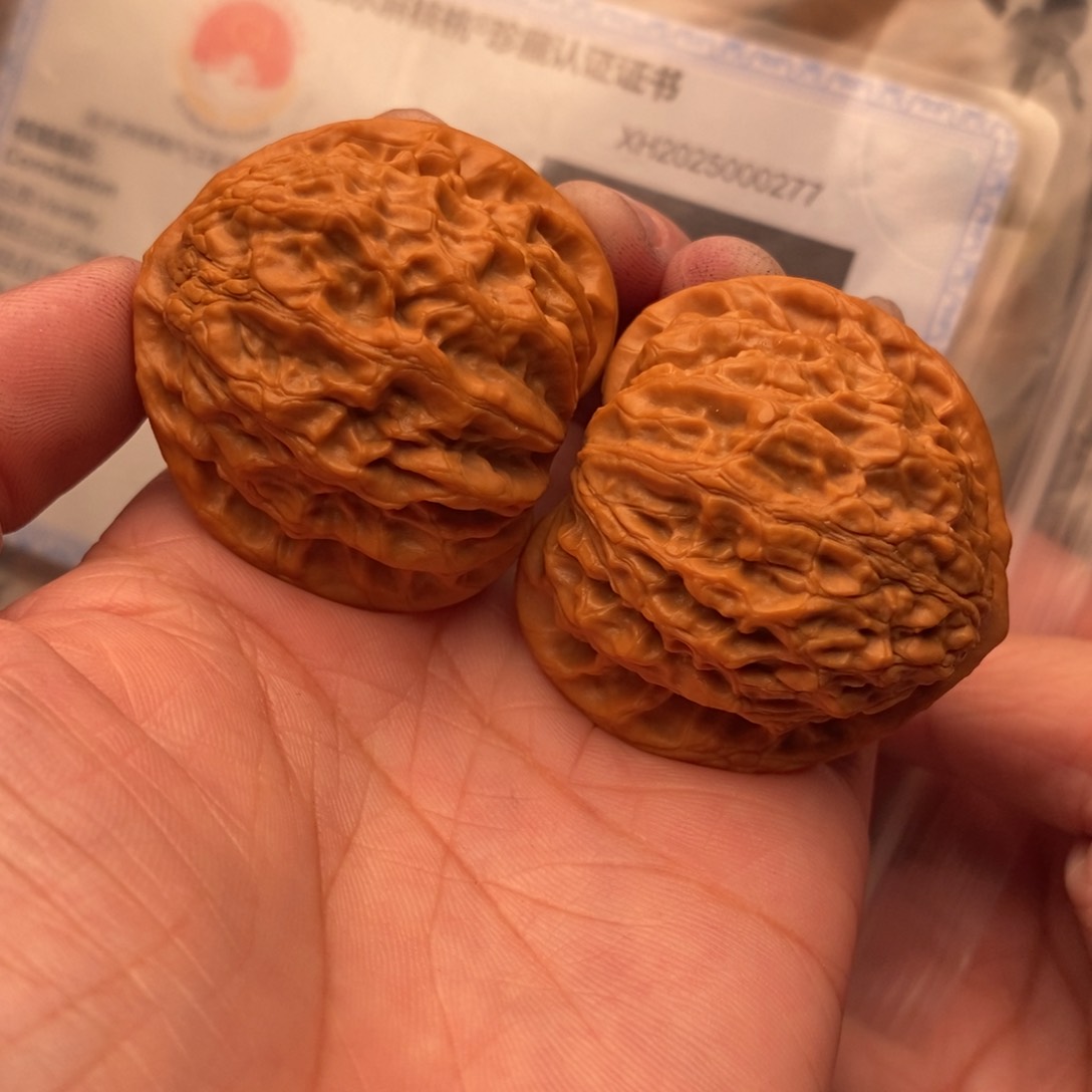 文玩核桃把件金牛42