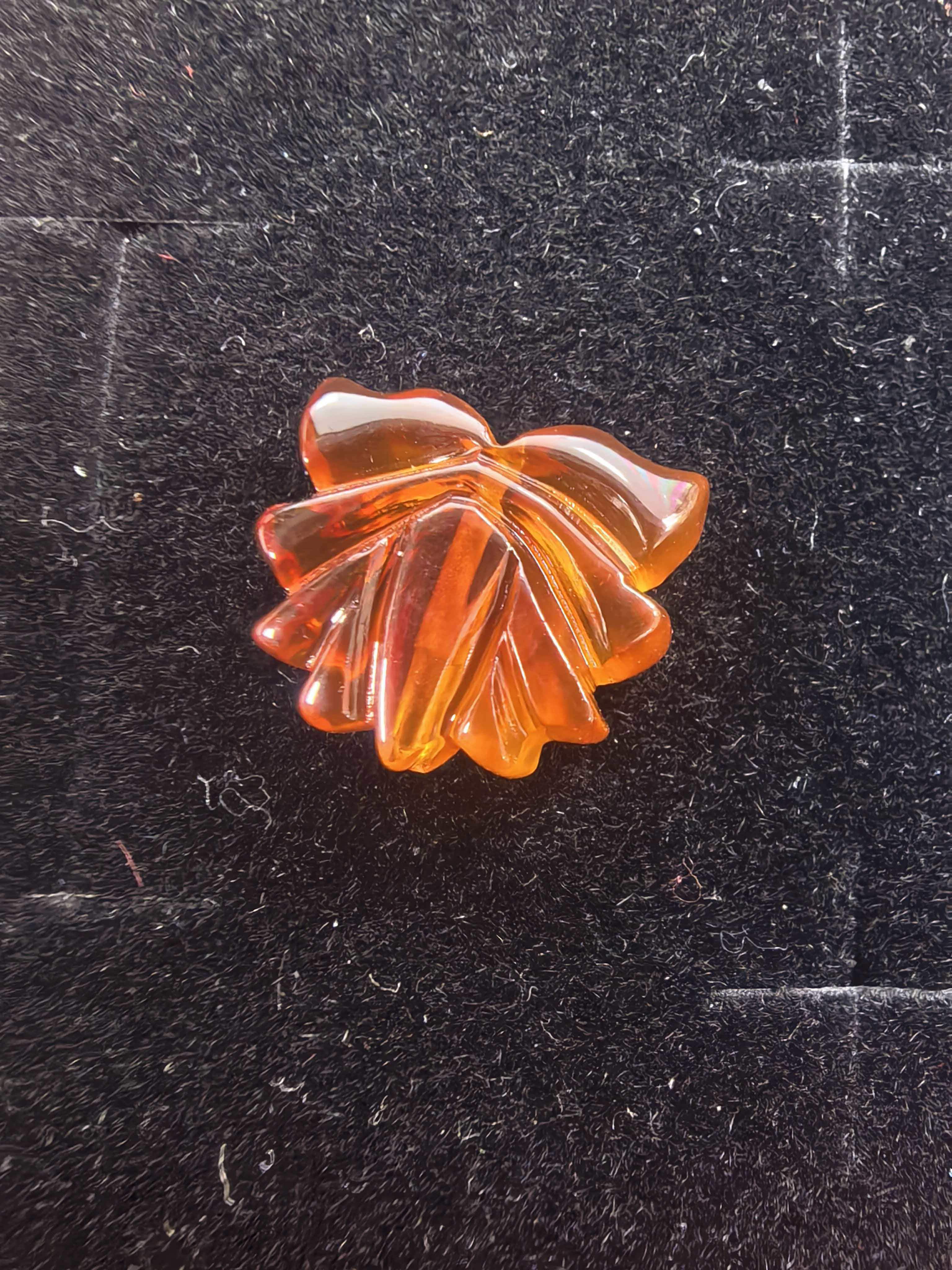 D0175天然原矿蜜蜡吊坠配饰蝴蝶背云侧挂