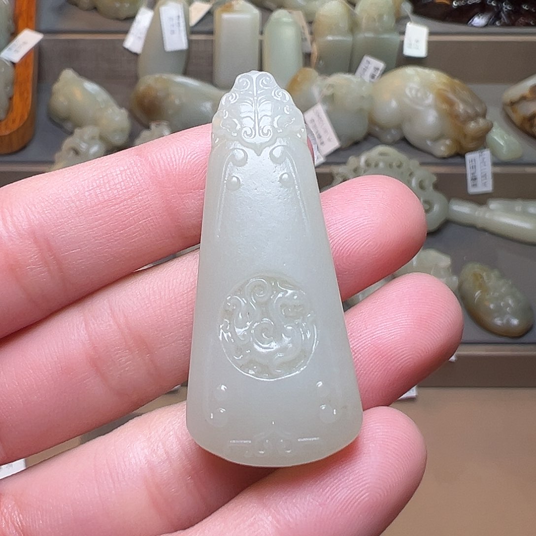 和田玉挂件未镶嵌