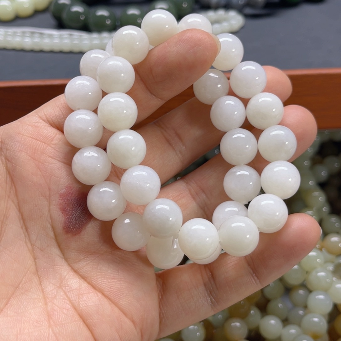 未镶嵌手链和田玉