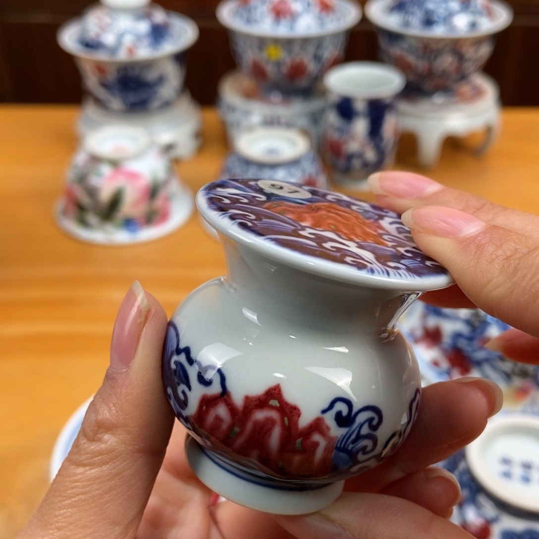 手绘现代茶具非古董