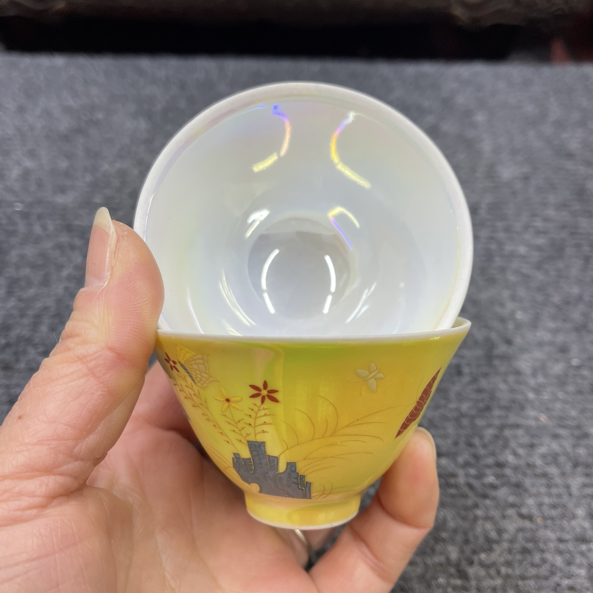 七彩光贝壳釉蝶恋花三秋杯压手杯