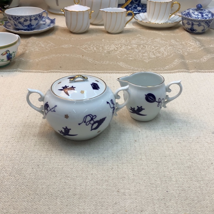 紫砂金瓷阁精品瓷器店