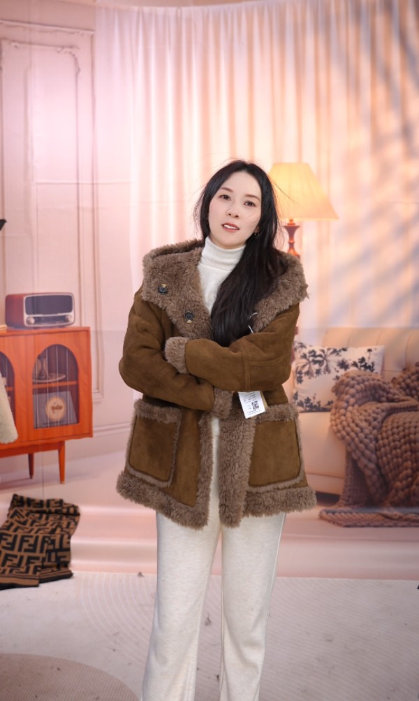 女短外套100%羊毛两面穿帽子机车服秋冬冬季休闲棕色加厚女款时尚