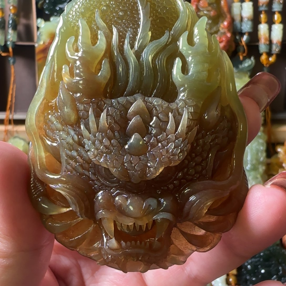 蛇纹石玉合金颈饰