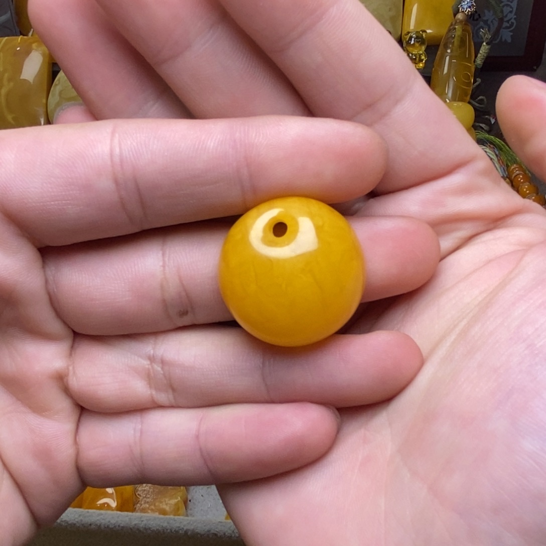 K***.琥珀未镶嵌裸石蜜蜡