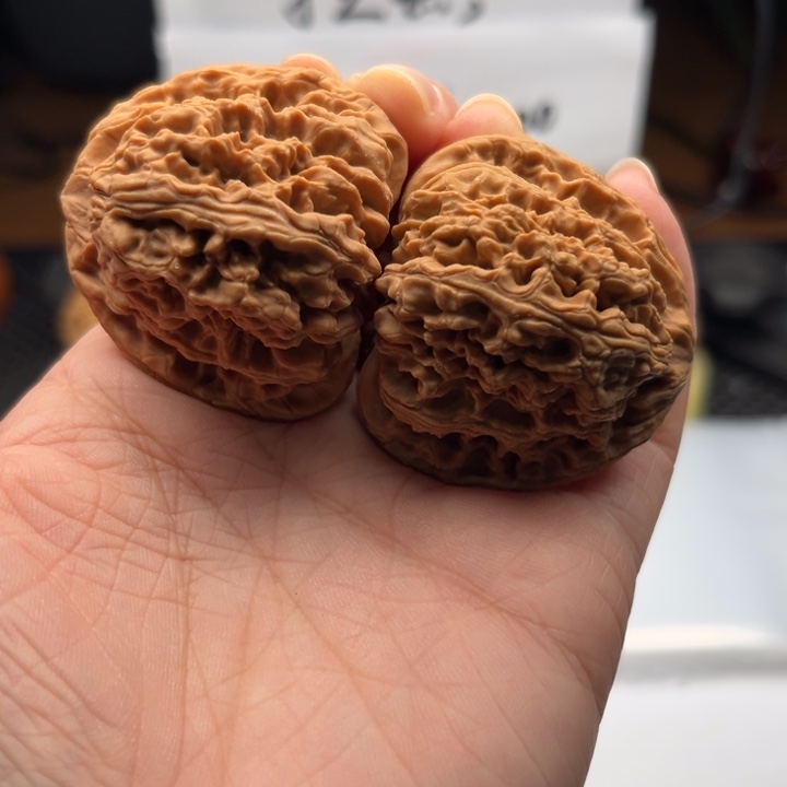 文玩核桃吊坠南疆42