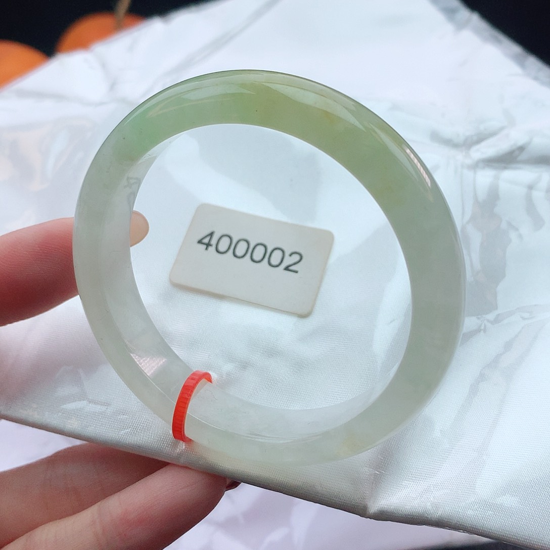 翡翠手镯未镶嵌52圈口400002