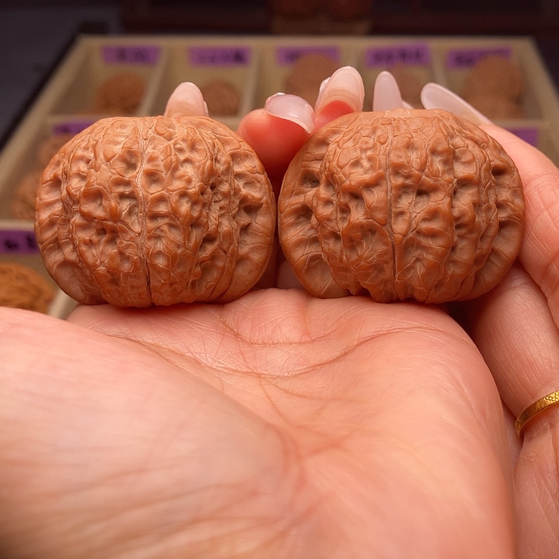 文玩核桃把件血麒麟41