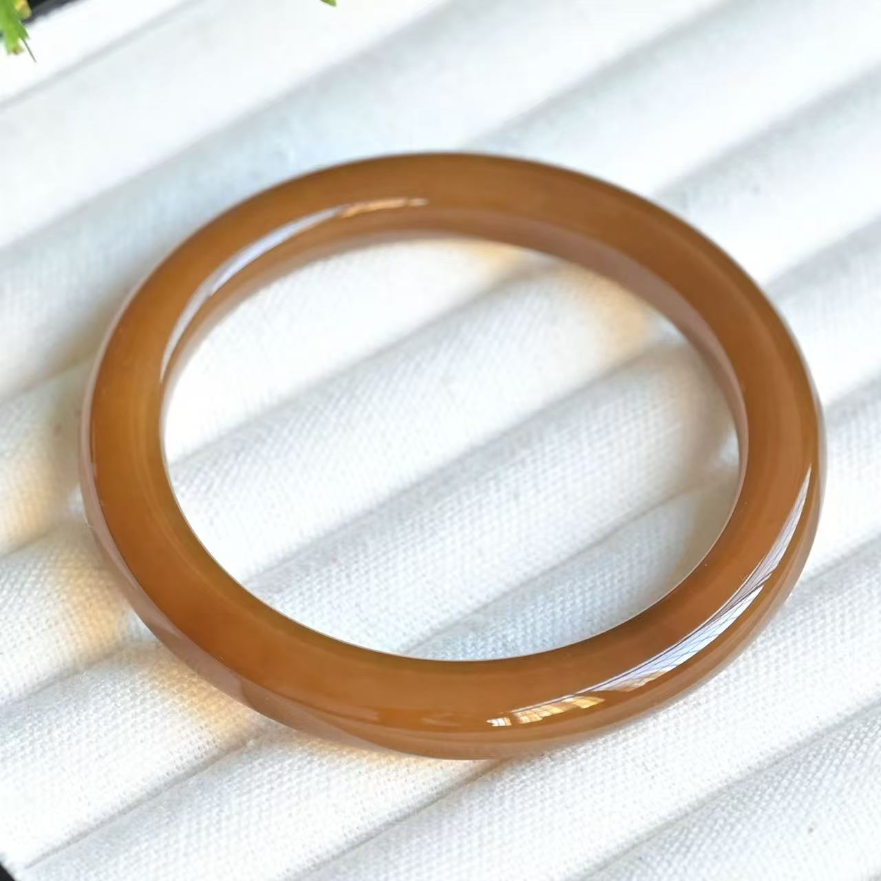 新疆且末糖料手镯
