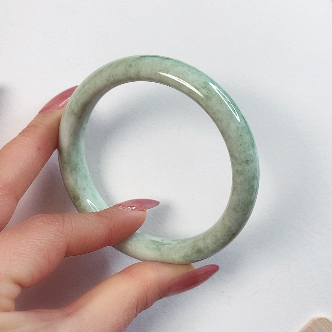 蓝田玉（蛇纹石化大理石玉）手镯未镶嵌