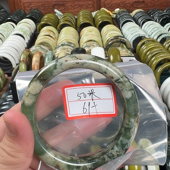 用***0蛇纹石玉未镶嵌手镯