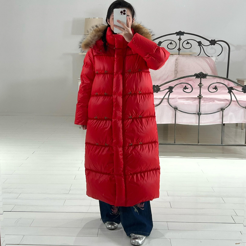 淑女屋淑女屋官方旗舰店 过年 。加厚防风大红绣花棉服③超长款