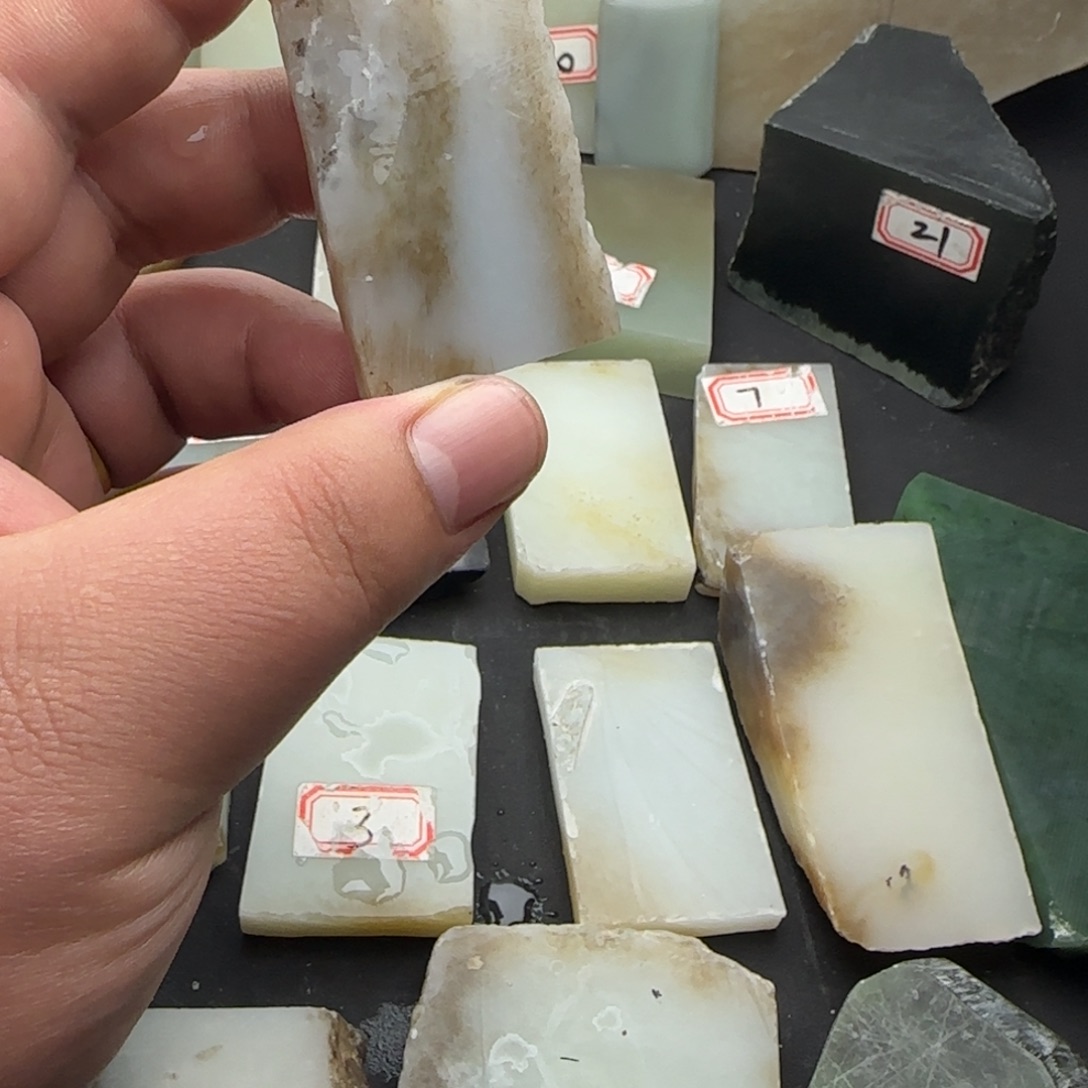 和田玉（糖玉）未镶嵌珠宝半成品