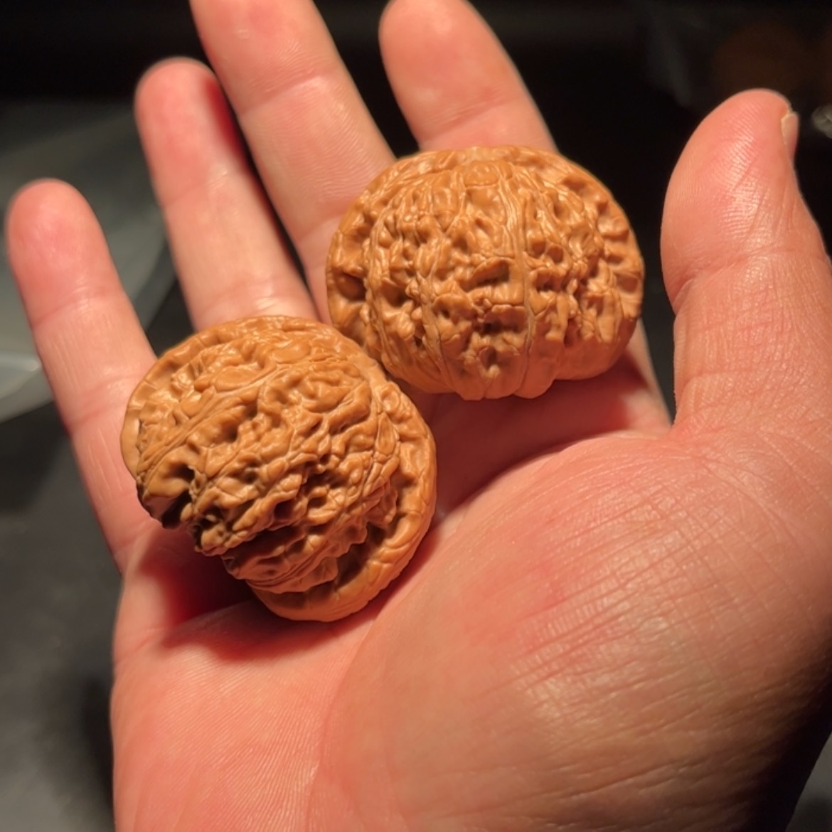 【闪购商品】B****t文玩核桃木制手把件