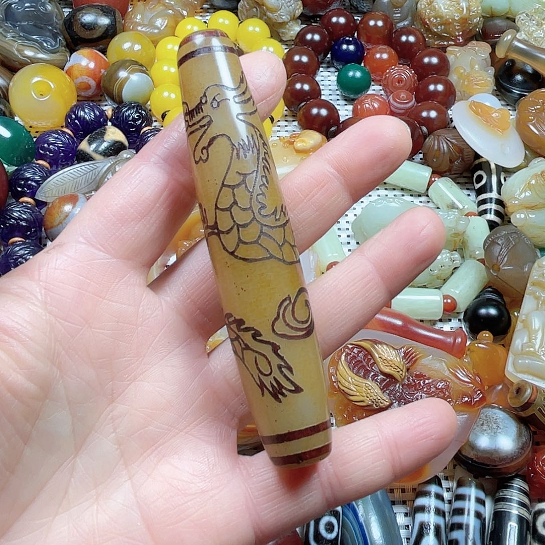 玛瑙/玉髓挂件未镶嵌