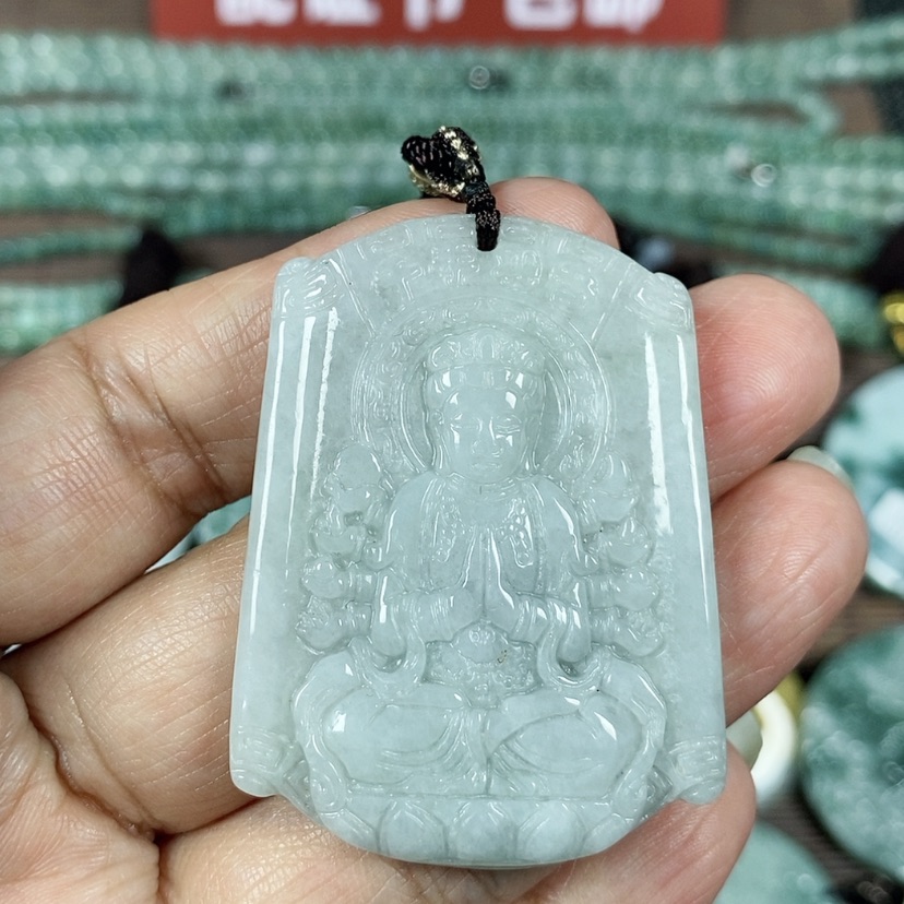 【闪购商品】翡翠颈饰未镶嵌玉吊坠翡翠玉千手观音