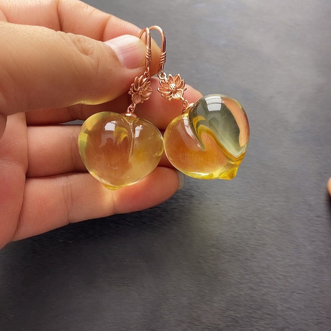 琥珀未镶嵌裸石耳坠