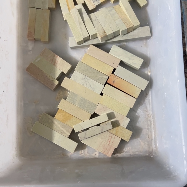 古***韵青田石新矿印石如图