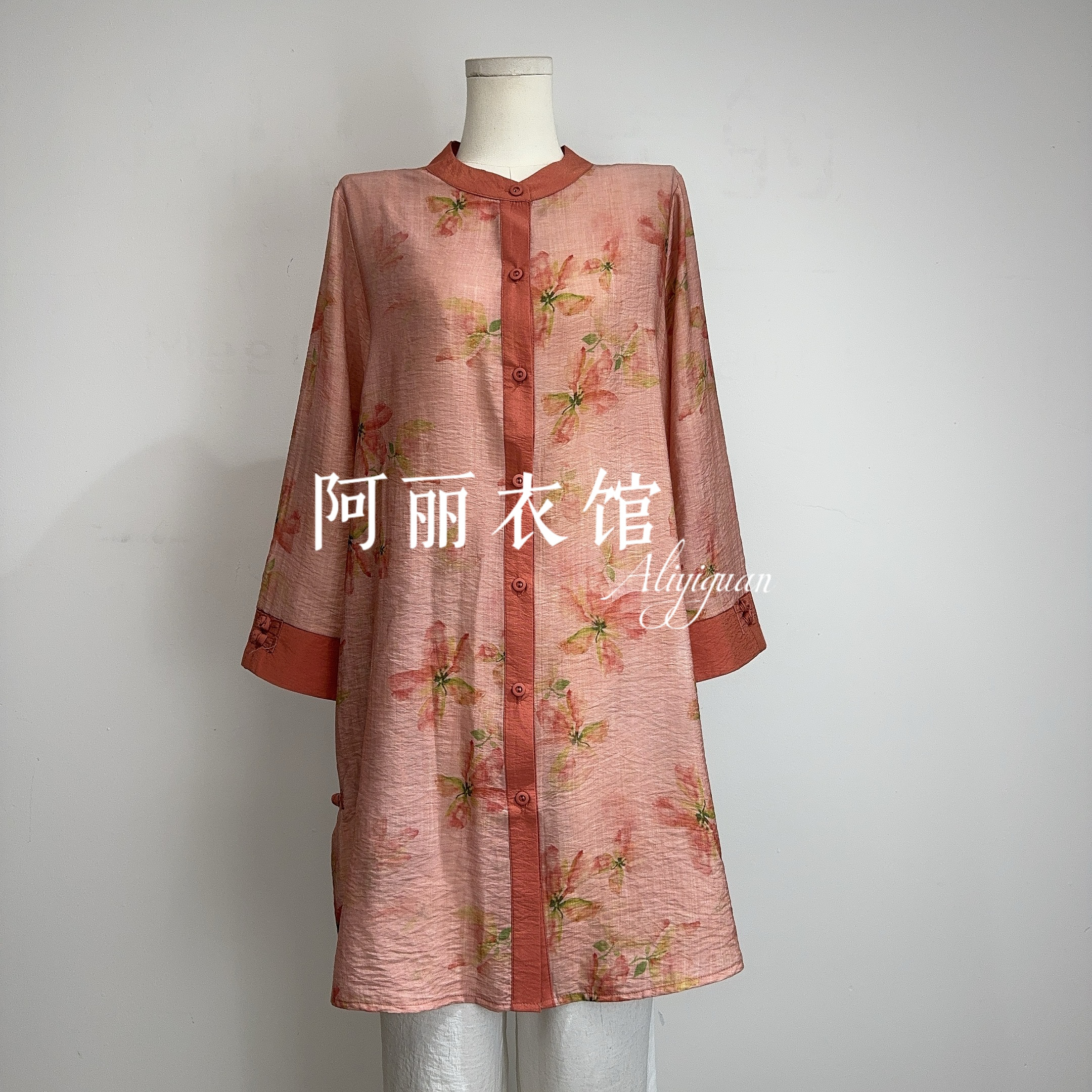 （看好下单不退不换）中长款薄款风衣连衣裙印花时尚常规中年女装