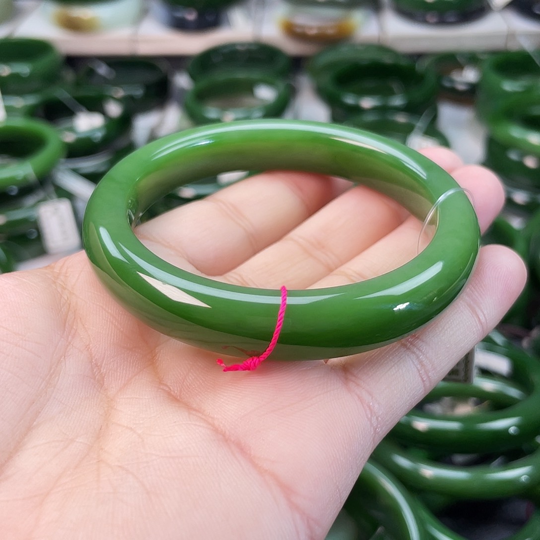 和田玉（碧玉）手镯未镶嵌