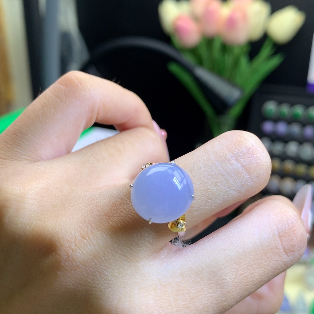 翡翠18K金镶嵌颈饰天然