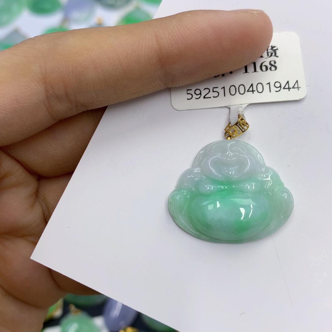 翡翠18K金镶嵌颈饰翡翠