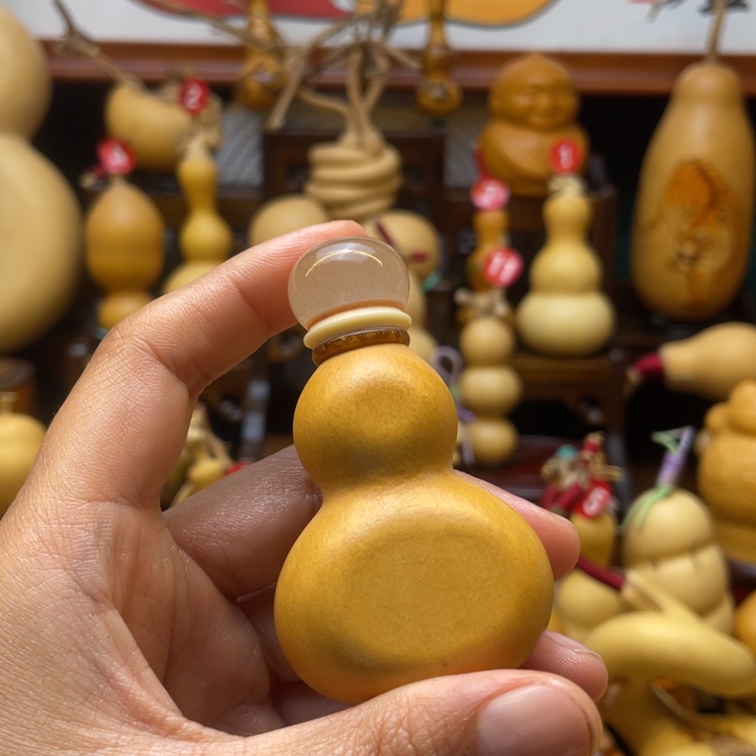 Z*葫芦笙和我一起看了吗哈哈好