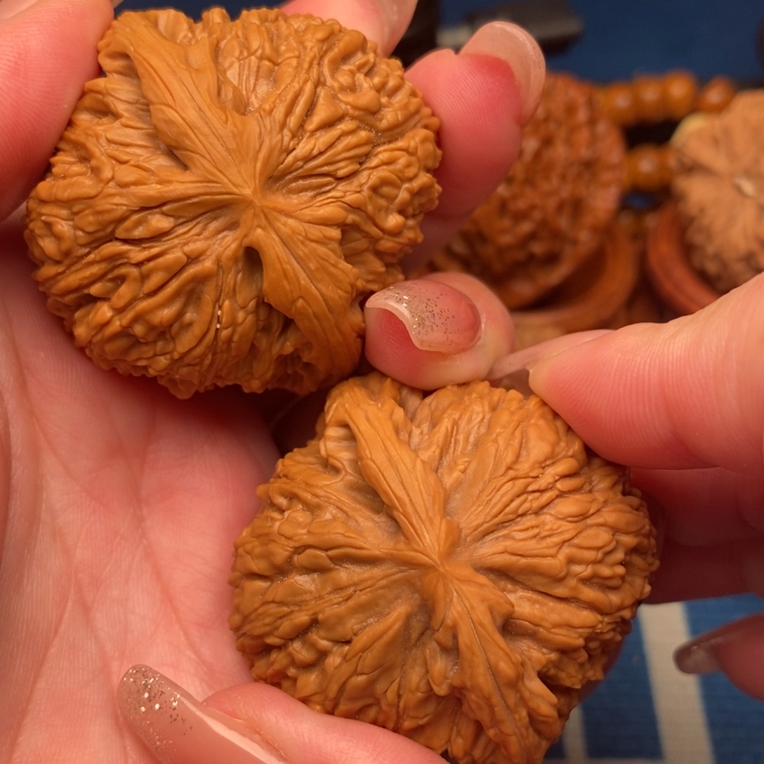 文玩核桃吊坠南疆