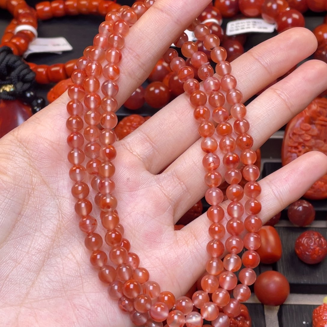 南红玛瑙其它未镶嵌y5.8mm九口冰飘小米珠