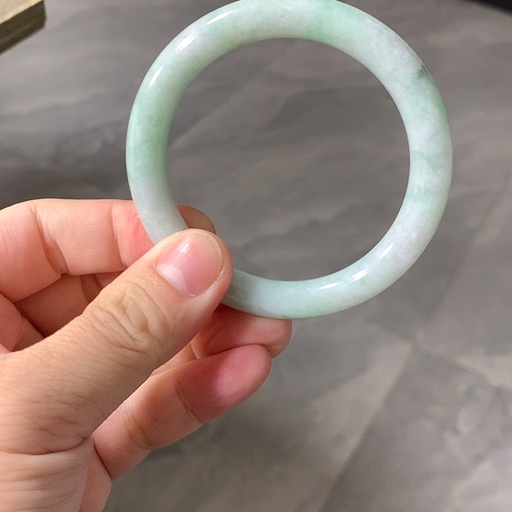 翡翠颈饰未镶嵌54.5圈