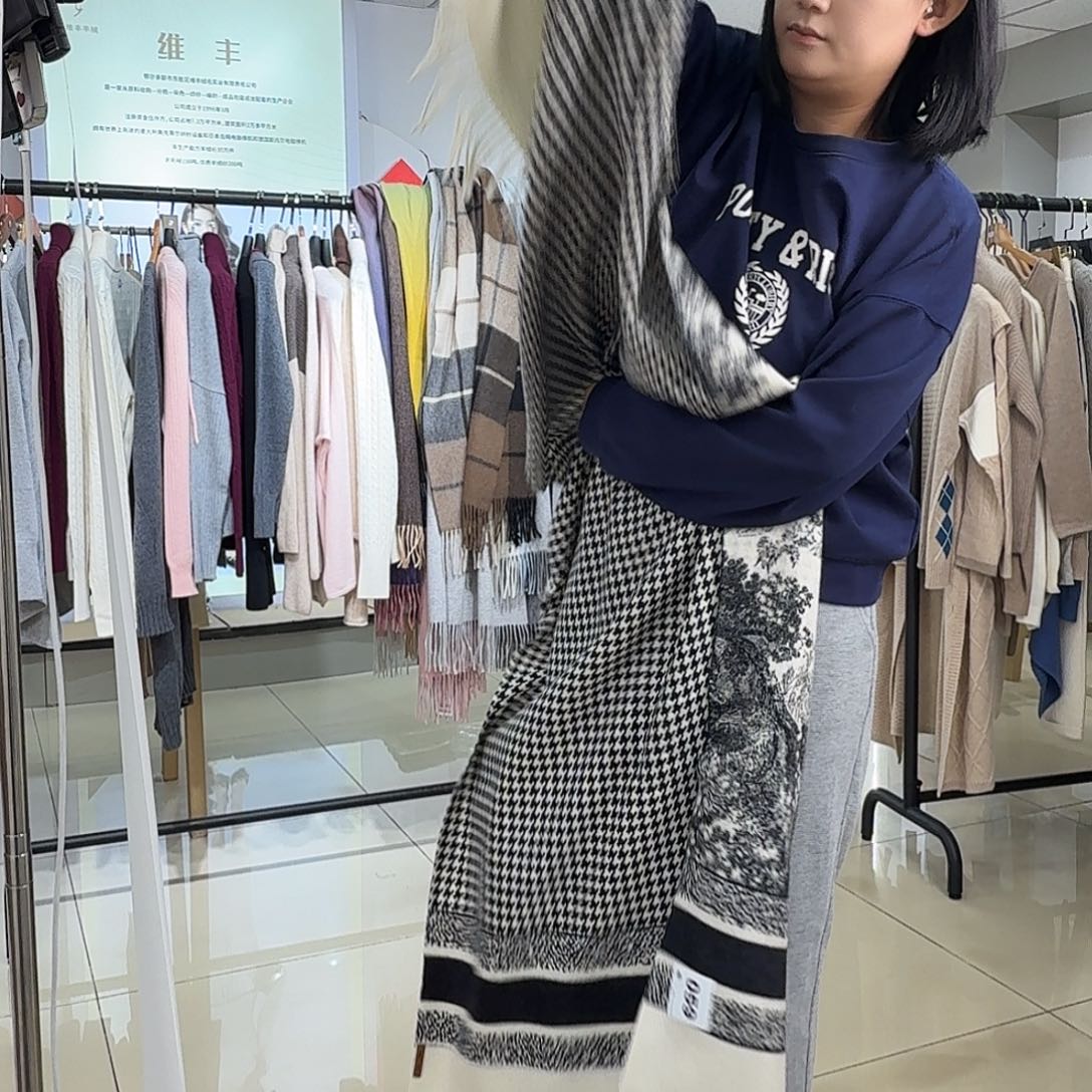 小***米纯羊绒保暖围巾059