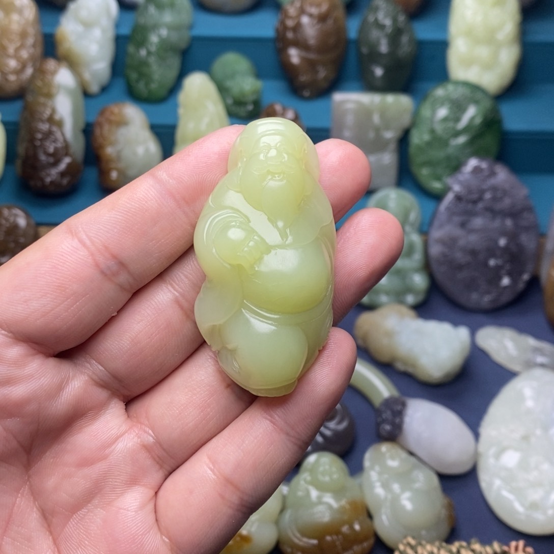 【闪购商品】和田玉颈饰未镶嵌勇**前