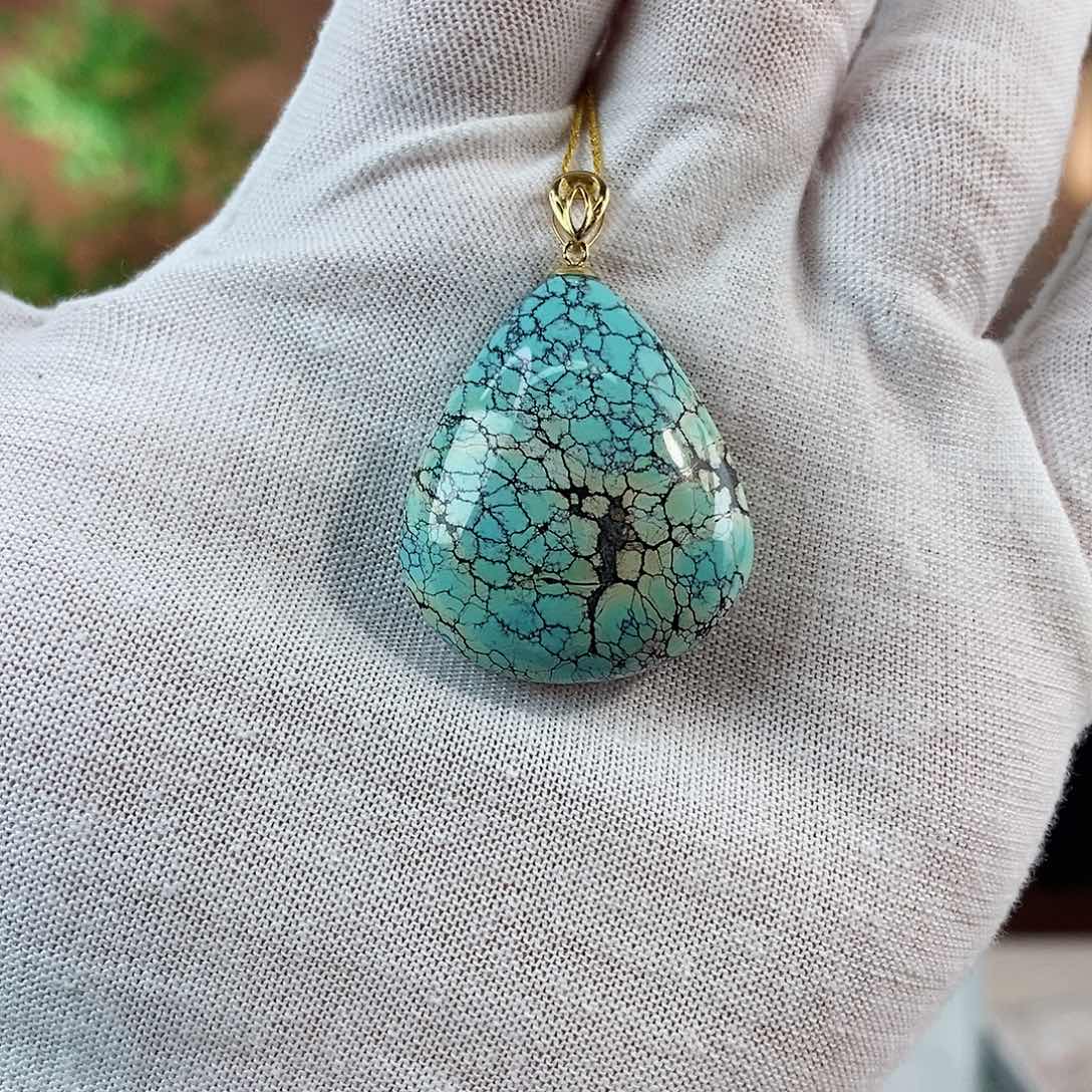 绿松石珠宝奇石18K金镶嵌