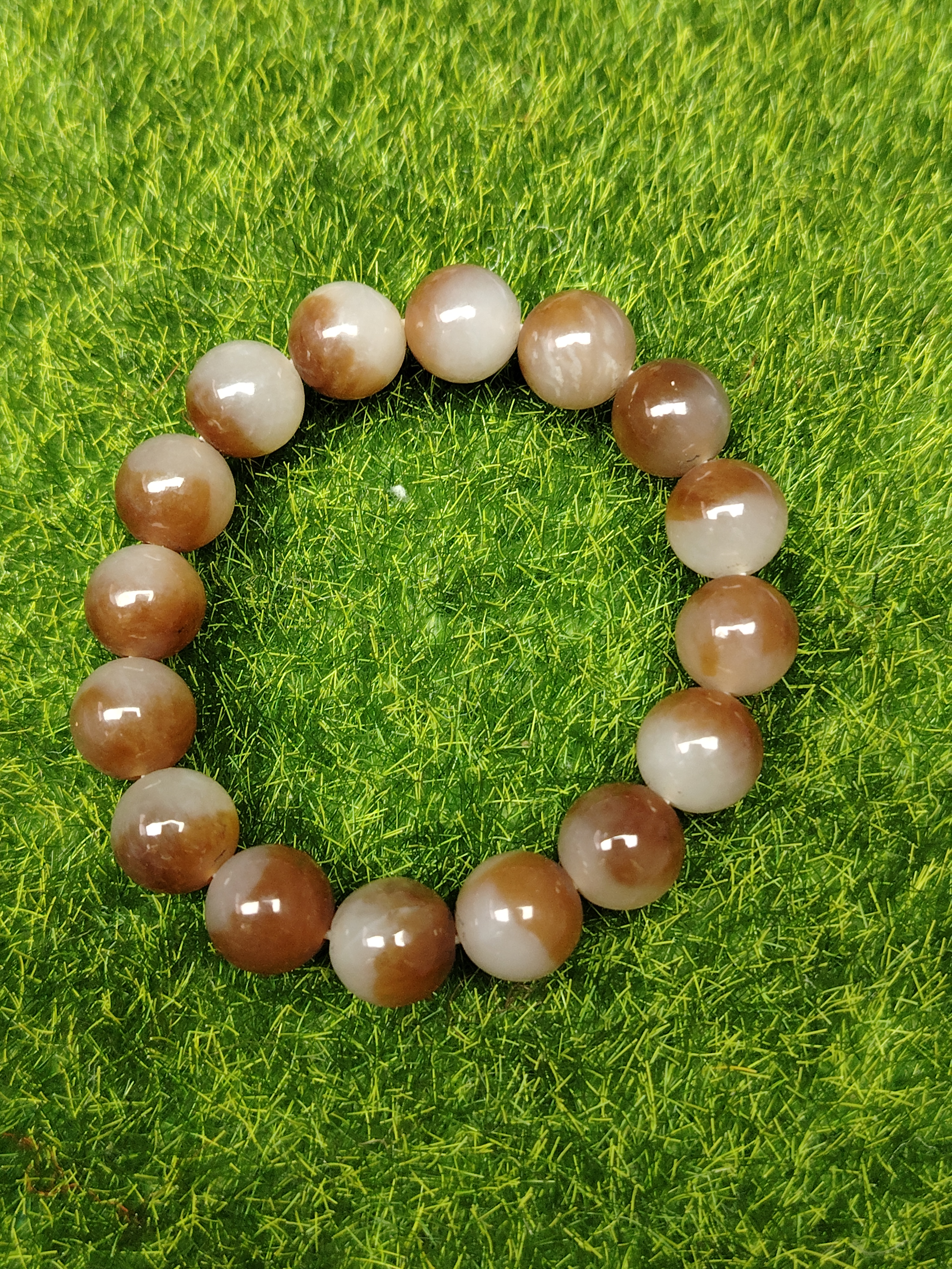 和田玉新疆糖白卡12mm