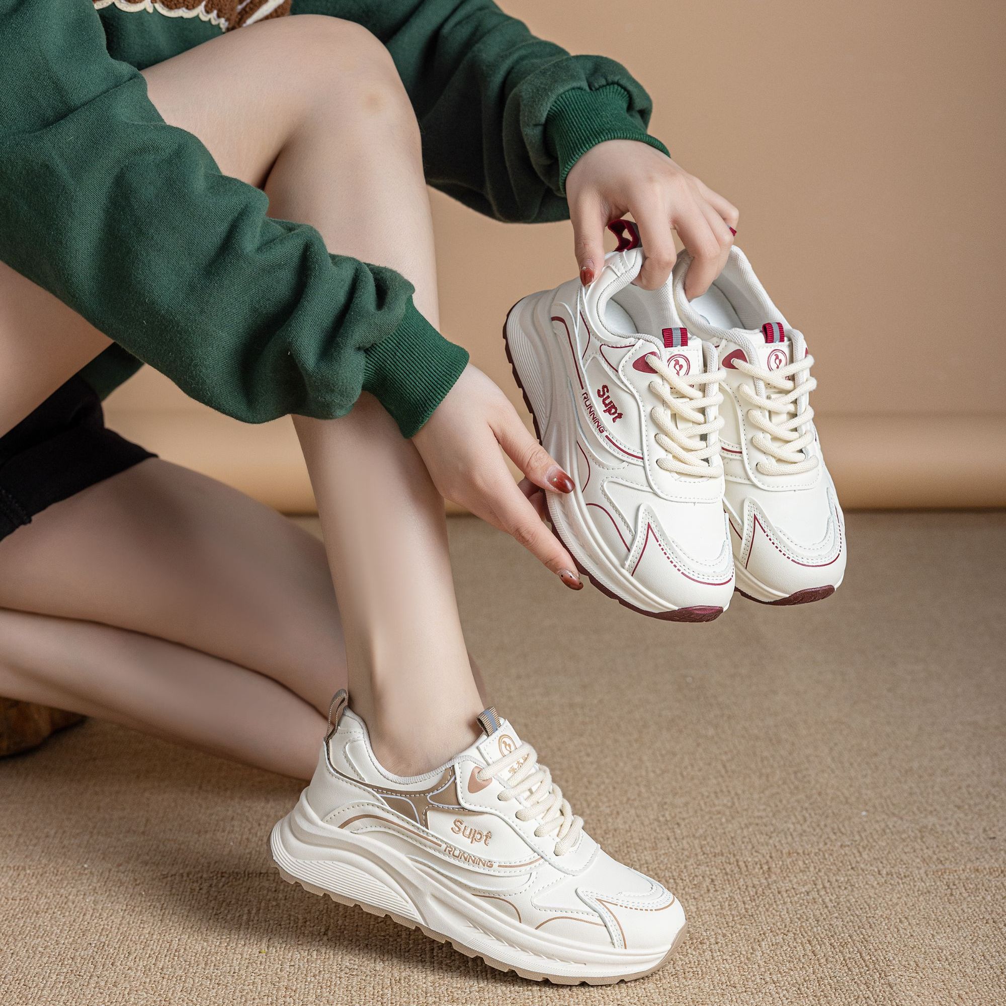 啄木鸟真皮女鞋厚底皮面运动秋款时尚百搭休闲运动鞋