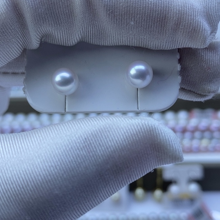 淡水珍珠耳饰未镶嵌