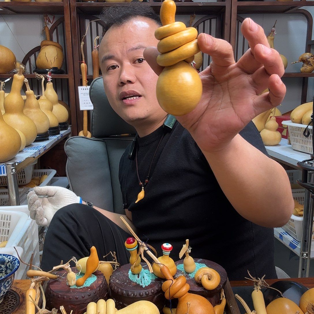 借***丶大叶紫檀（黑酸枝木类）