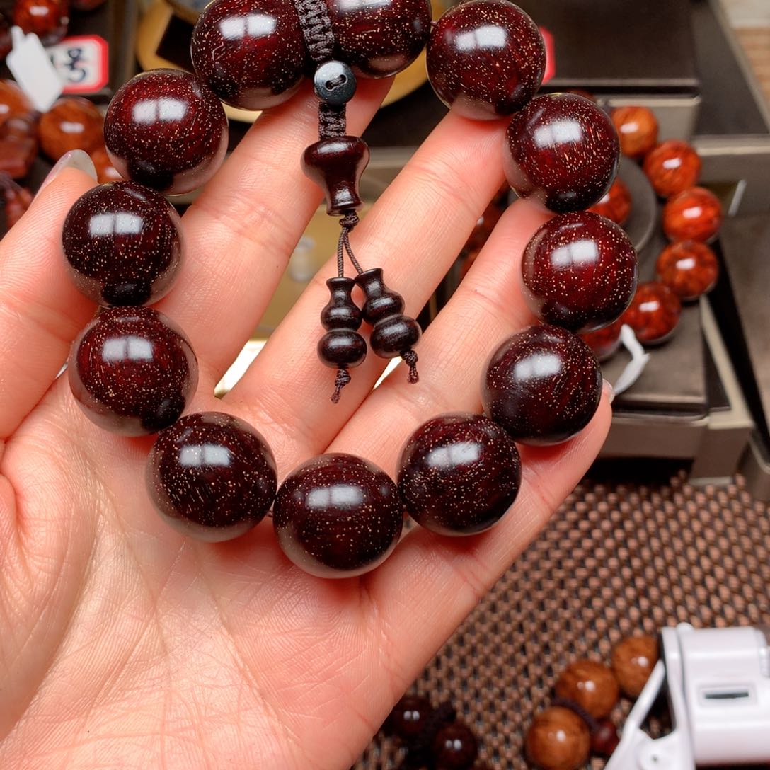 檀香紫檀（小叶紫檀）泪*^菲3w