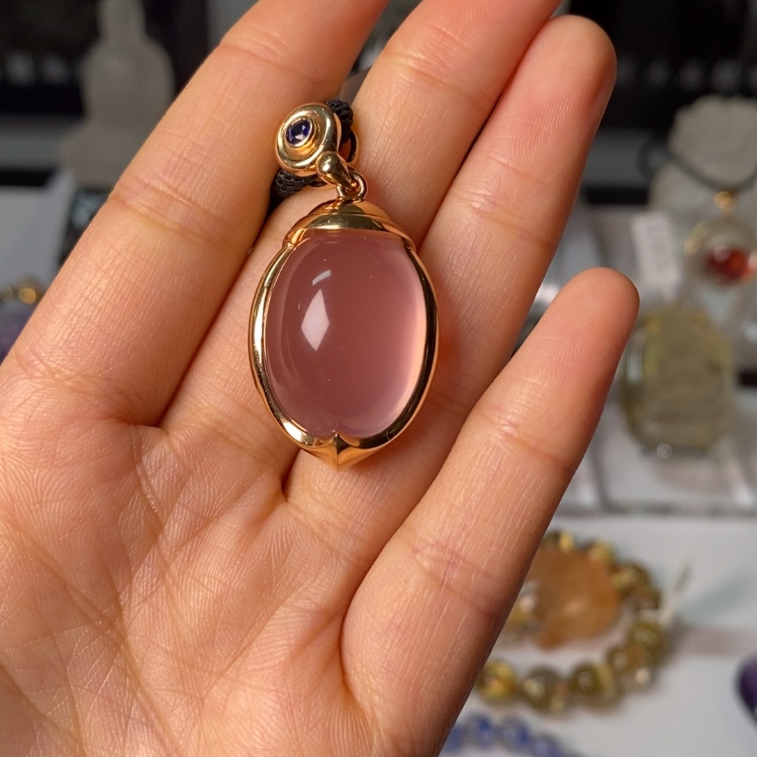 水晶雕件18K金镶嵌粉晶吊坠飞飞Jp 35061