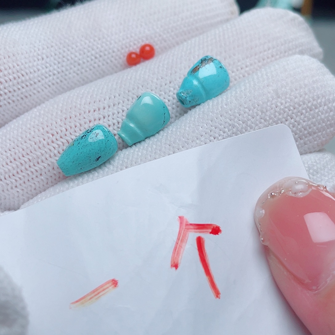 南红玛瑙未镶嵌珠宝奇石