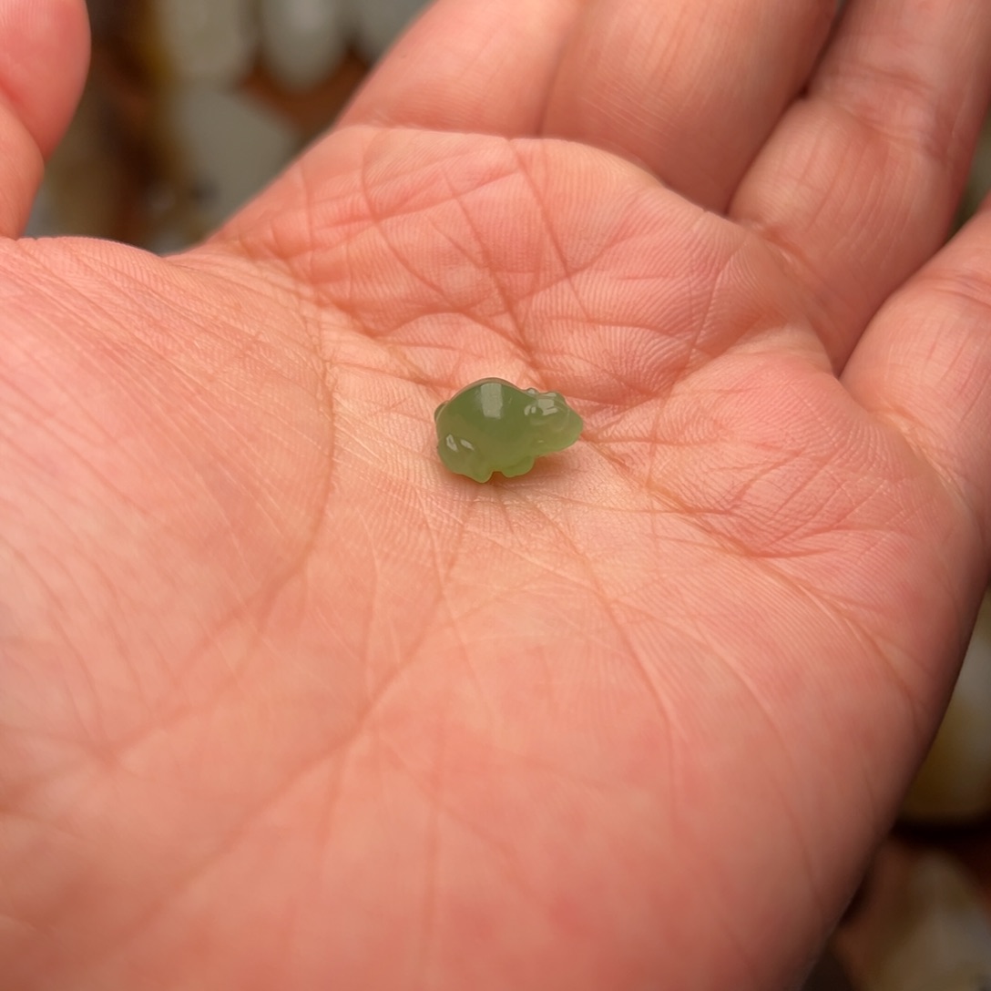 和田玉呱呱未镶嵌