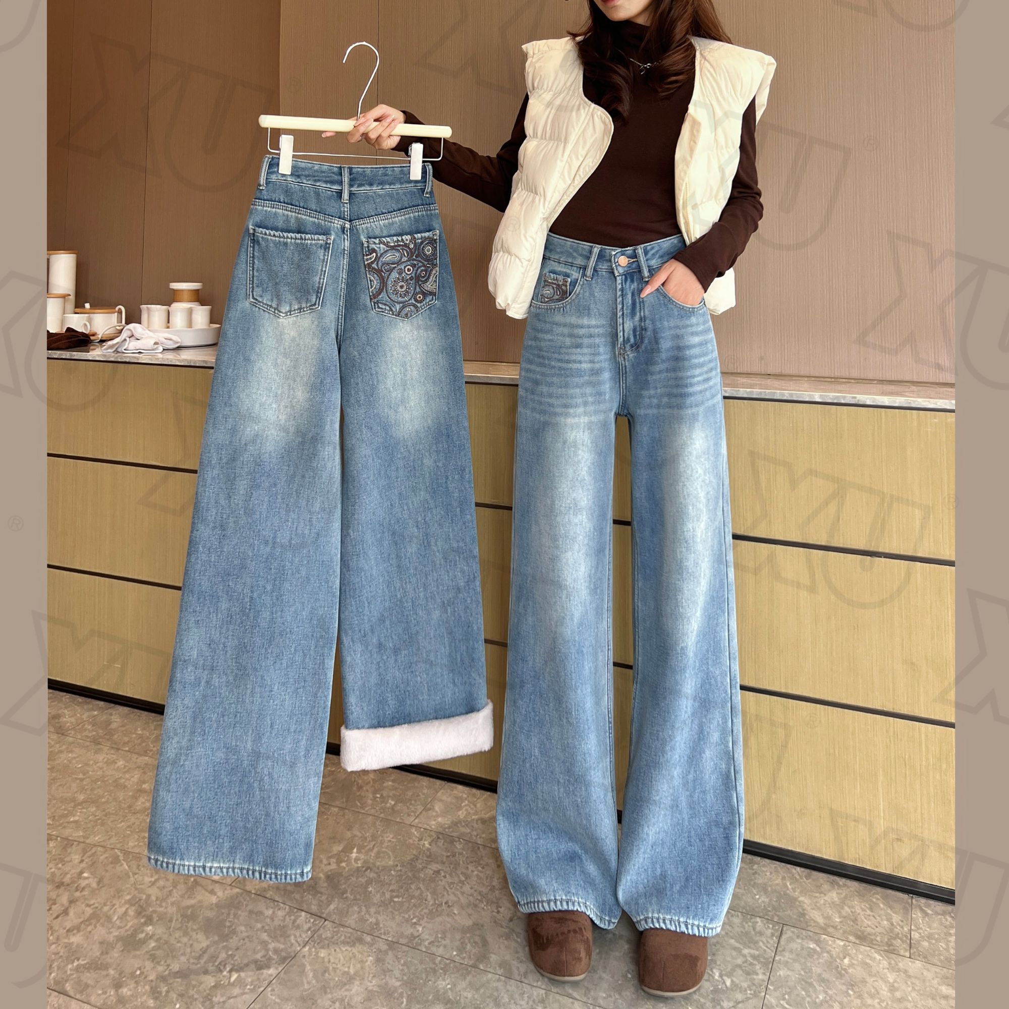 7707 Q 浅色立体刺绣新款秋冬加绒显瘦宽松百搭高腰直筒牛仔裤子