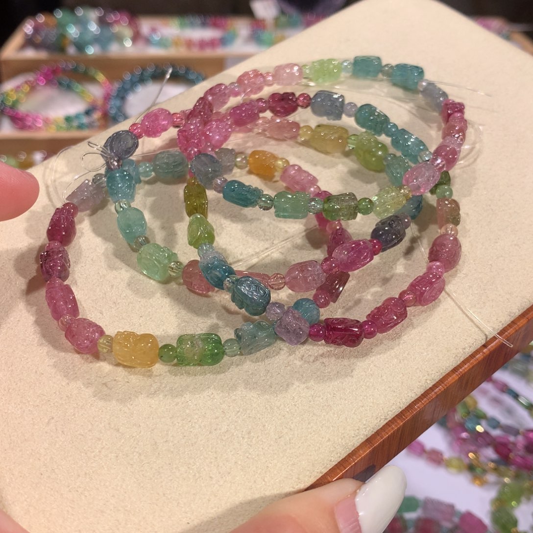 碧玺多样性发货一件未镶嵌