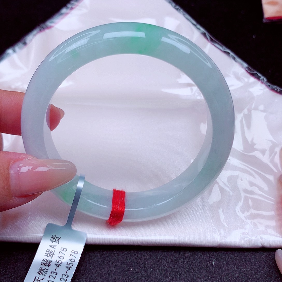 翡翠未镶嵌手镯天然缅甸翡翠A货玉手镯