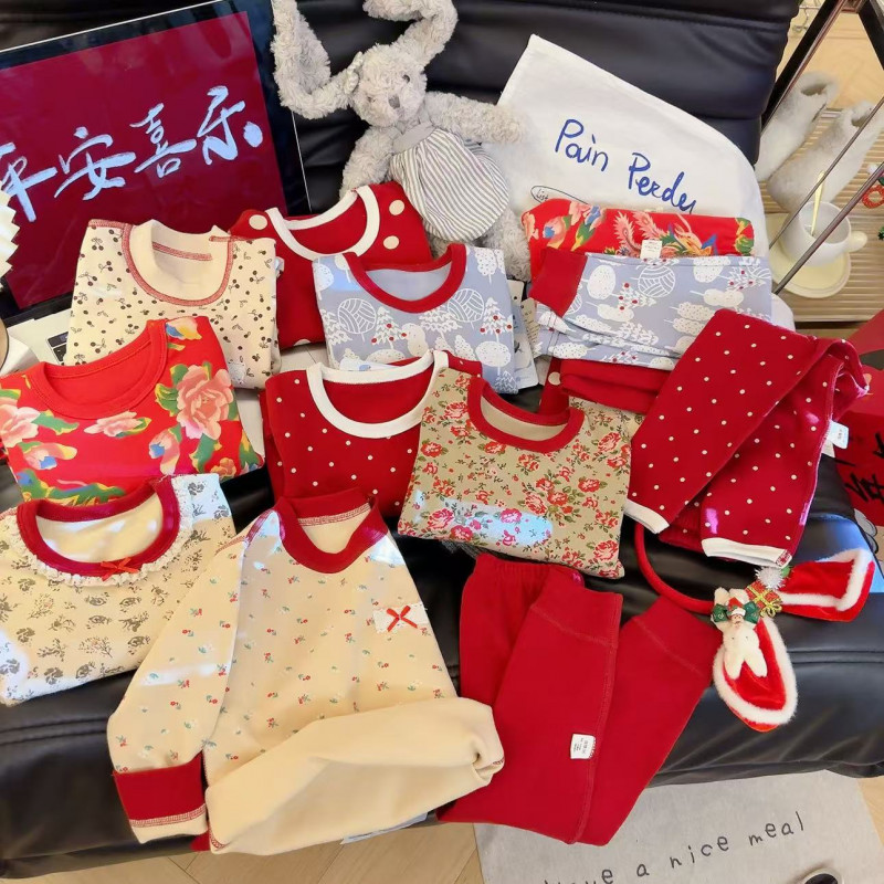 320g宝宝拜年服儿童棉长袖无骨保暖家居服套装亲子装新年战袍洋气