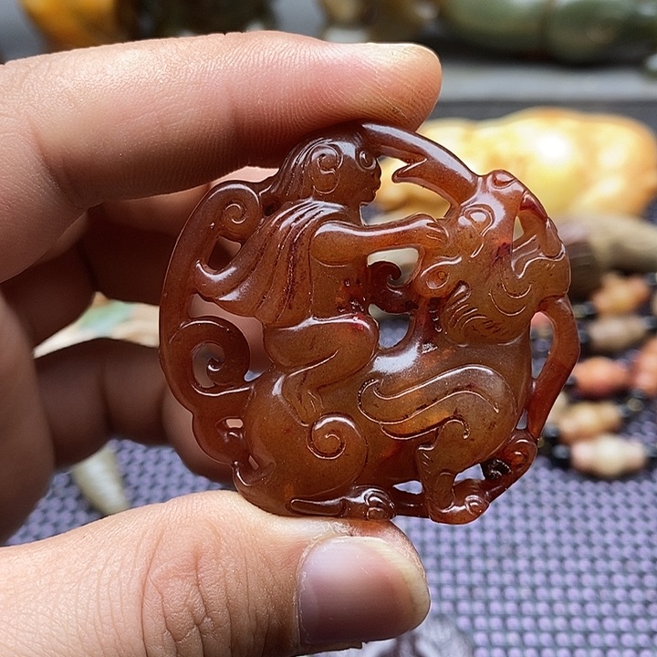 未镶嵌蛇纹石玉颈饰