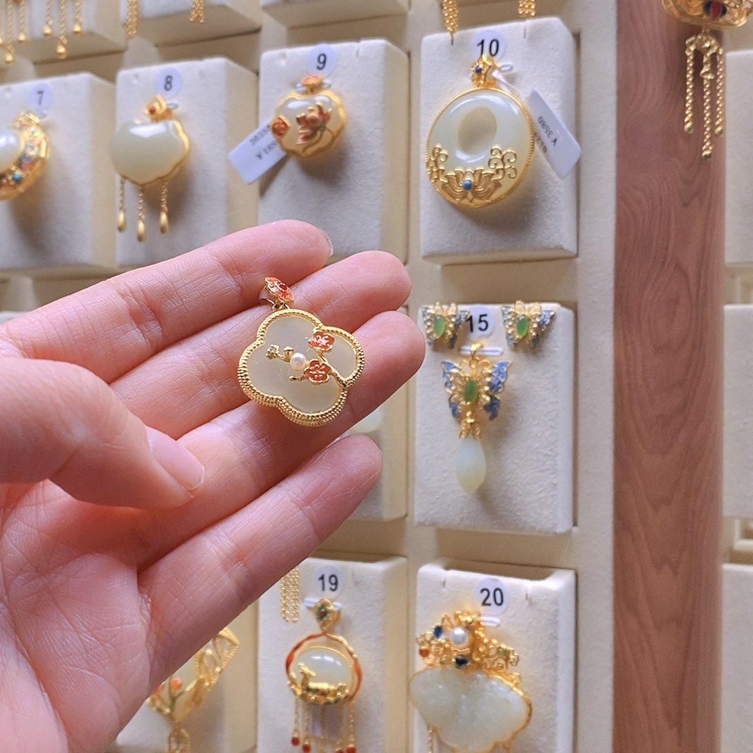 和田玉颈饰银S925镶嵌