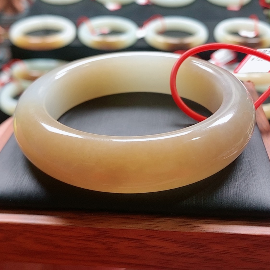 【闪购商品】和田玉57未镶嵌和田玉手镯